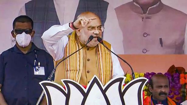 Shah gave the slogan of ‘politics of appeasement’ by Mamta, saying that if the BJP wins the elections then there is no curb on the festivals.