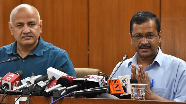 A democratically elected government should not be left without powers to even transfer officials: Kejriwal government in Supreme Court