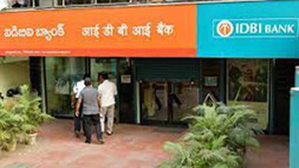 The relationship between LIC and IDBI Bank