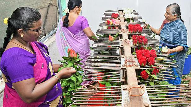 For Hosur flower growers, prices look up for the first time since pandemic