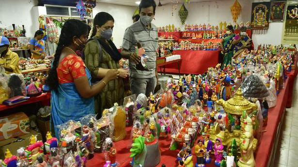 Exhibition of ‘kolu’ dolls gets under way at Poompuhar showroom