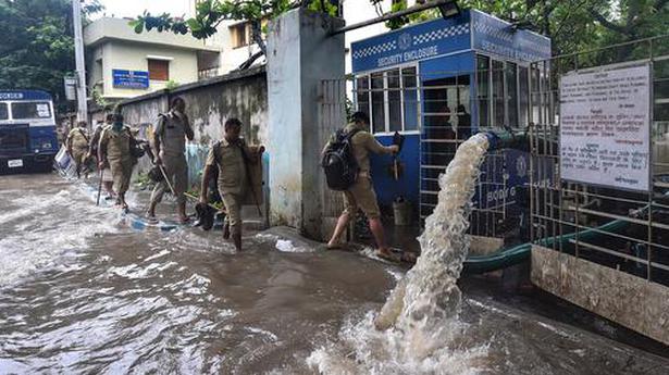Large parts of Kolkata waterlogged, adverse weather to continue