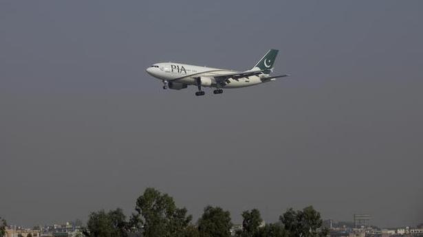 Pakistan to slash international flights by 80% to curb COVID-19