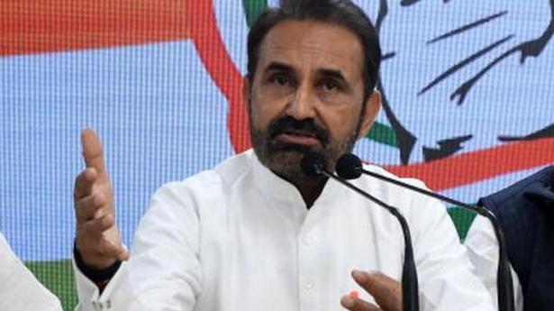   Congress in-charge for Bihar Shaktisinh Gohil.  