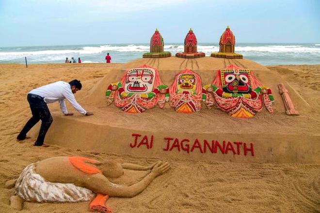 Jagannath Rath Yatra Begins In Puri The Hindu