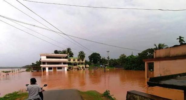 Swollen Netravathi Inundates Low Lying Areas In Bantwal The Hindu - 22 bantwal karnataka roblox account complaints and reports