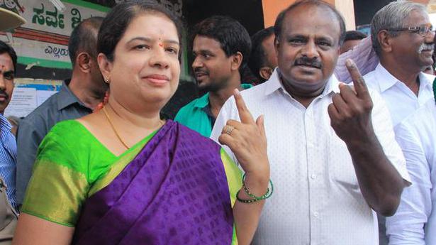 Karnataka CM, wife script history by entering Assembly together pic