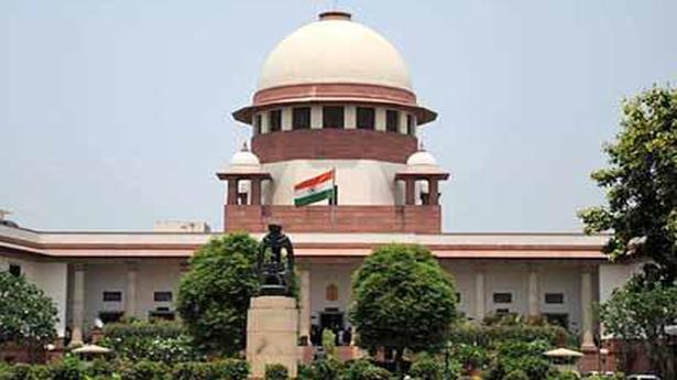 Supreme Court gives notice to the Center on the issue of removing women candidates from joining NDA