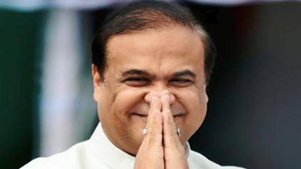 Himanta Biswa Sarma bats for increased use of green fuel