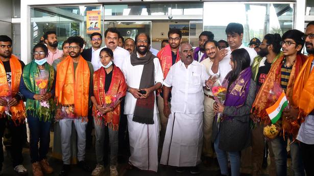 Last batch of Tamil Nadu students from Ukraine return to Chennai