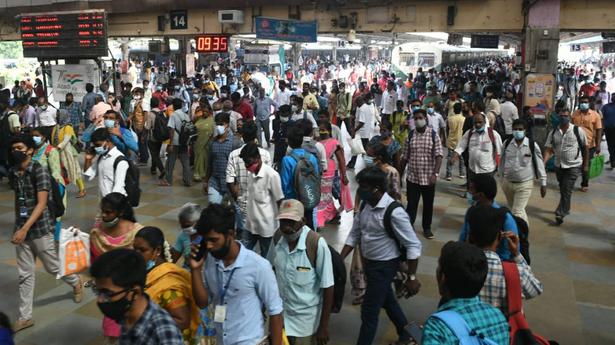 Heavy rush in Chennai Metro trains due to strike