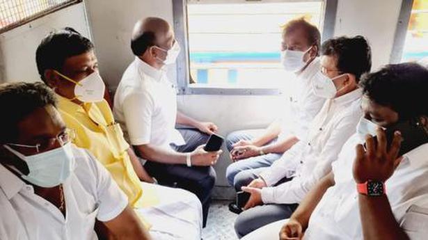 Fever surveillance stepped up at TN border after Kerala reports Nipah virus infection
