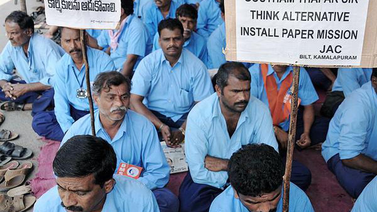 days end after - BILT The 414 Hindu employees strike