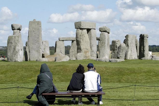 Scientists unveil details about Stonehenge builders