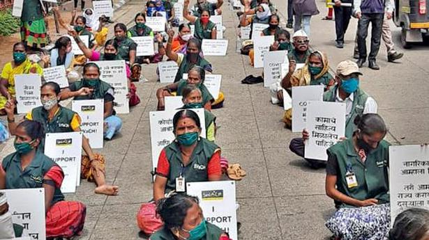 Denied benefits for pandemic work, Pune’s waste collectors protest civic body’s apathy