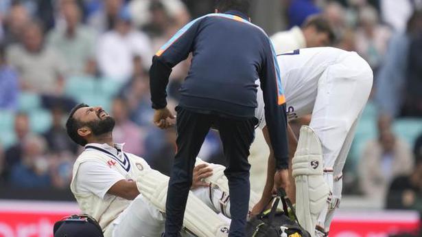 Eng vs Ind | Rohit, Pujara nurse injuries as India field substitutes